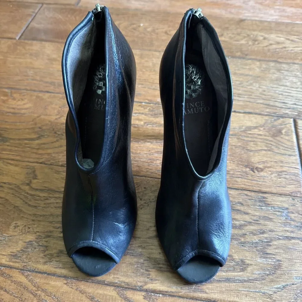 Vince Camuto Peep Toe Leather Shooties VC AMBER Booties Size 7.5 B Black Silver